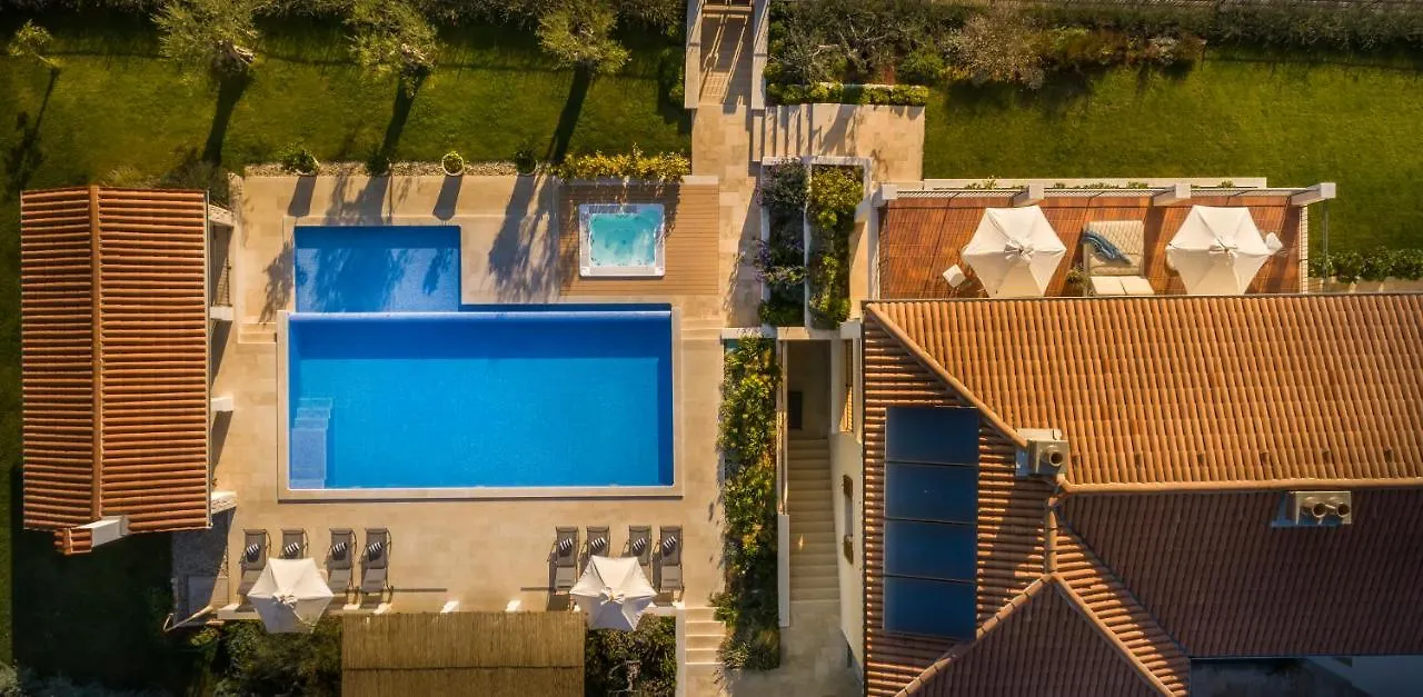 Villa Terrarossa - Luxury Istrian Villa Near Porec Kastelir Croatia