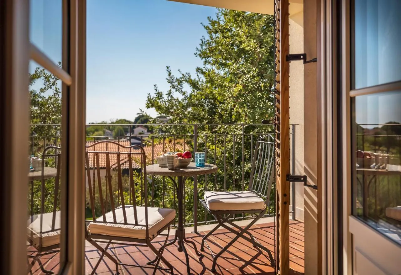 Villa Terrarossa - Luxury Istrian Villa Near Porec Kastelir