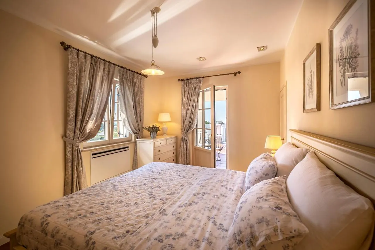Villa Terrarossa - Luxury Istrian Villa Near Porec Kastelir