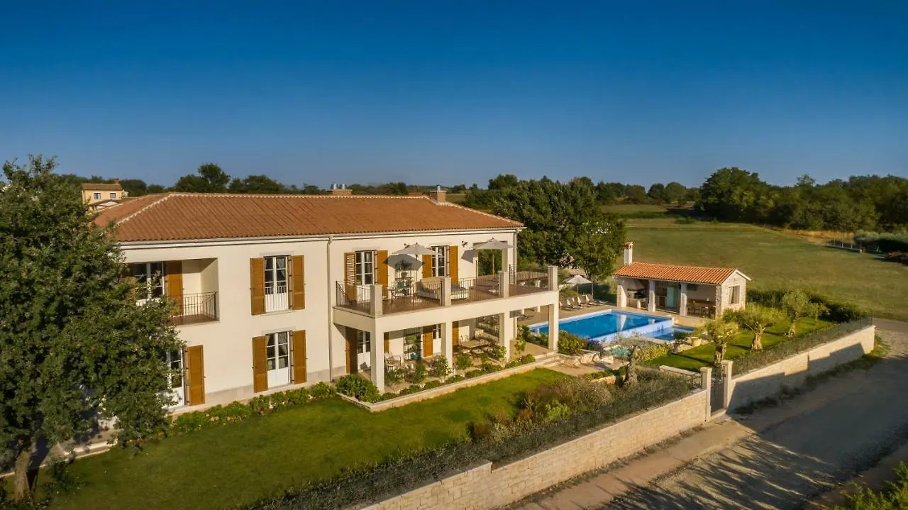 Villa Terrarossa - Luxury Istrian Villa Near Porec Kastelir Croatia