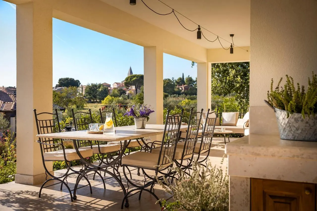 Villa Terrarossa - Luxury Istrian Villa Near Porec Kastelir Croatia